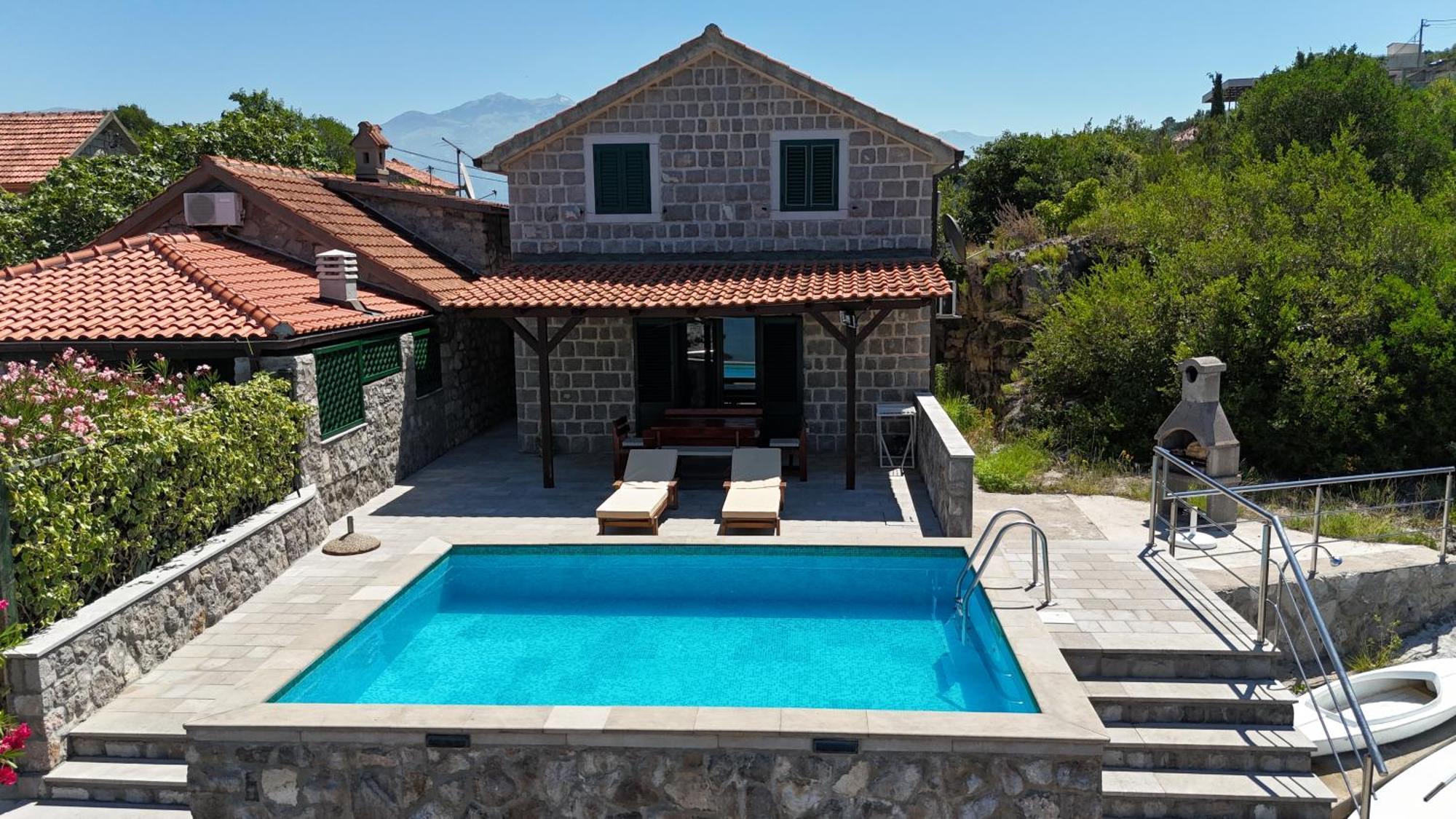 Apartments Kovinic Tivat Zewnętrze zdjęcie